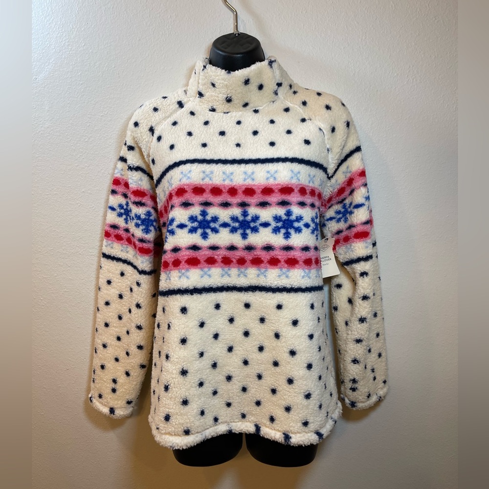 NWT Sherpa Pullover size M